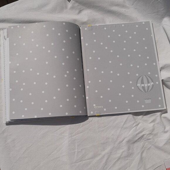 Little Blossoms by  0-5 Year Baby Memory Book with Ink Pad 11" x 9" - Picture 12 of 16